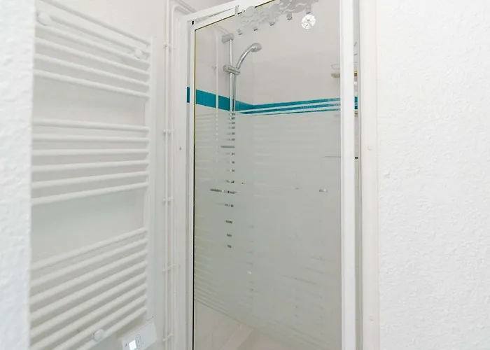 Pavillon T3 Renove, Proche Plage, 2 Chambres, Terrasse, Garage, Wifi - Fr-1-409-170