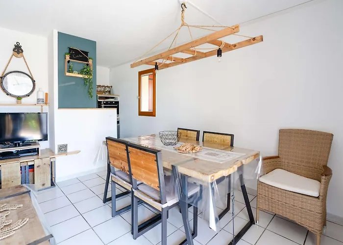 Pavillon T3 Renove, Proche Plage, 2 Chambres, Terrasse, Garage, Wifi - Fr-1-409-170 *