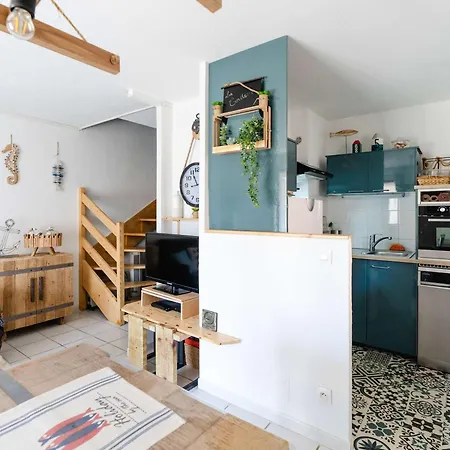 Pavillon T3 Rénové, Proche Plage, 2 Chambres, Terrasse, Garage, Wifi - Fr-1-409-170 Villa *